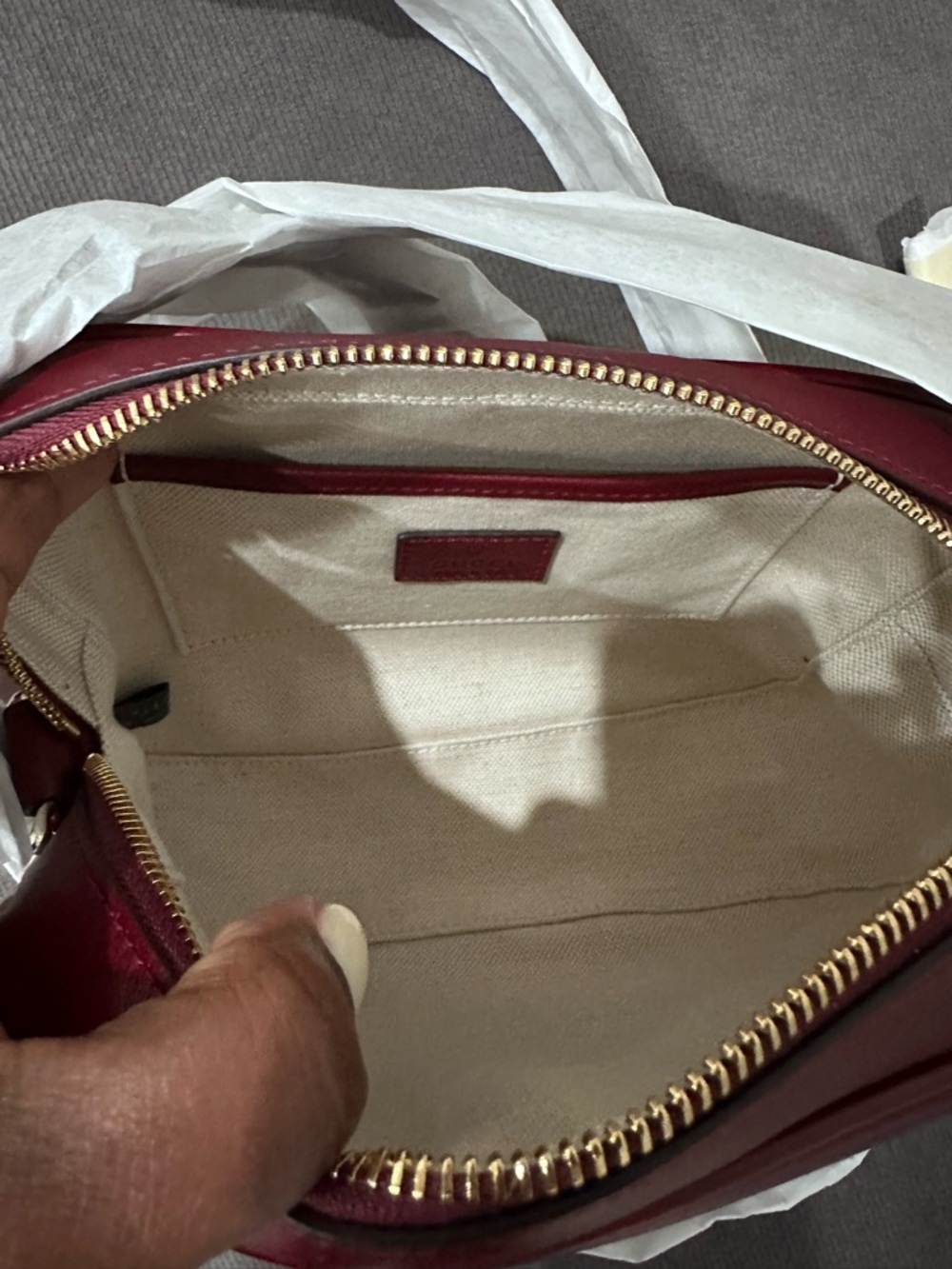 Gucci Blondie Mini Crossbody Bag - Picture 6 of 14